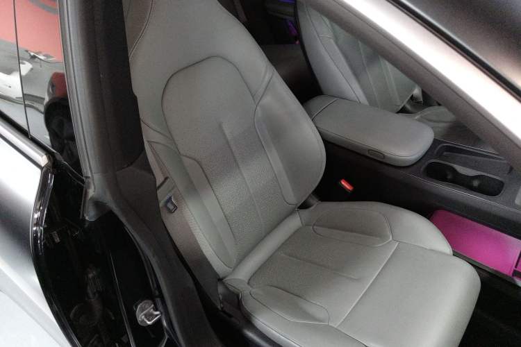 Used Nio ET5T 2023 75 kWh Touring