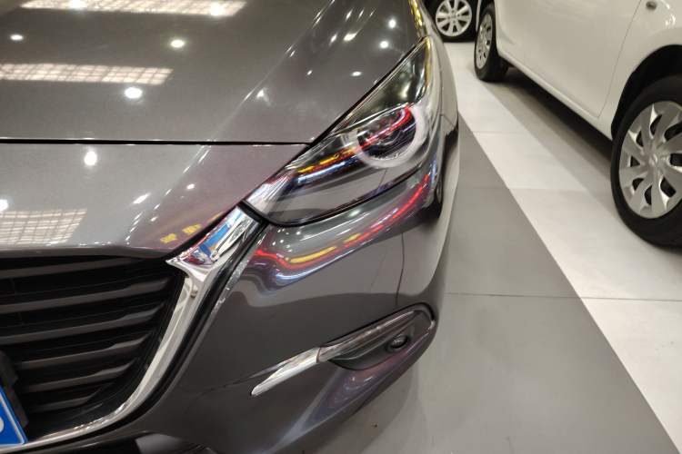 Used Mazda Mazda 3 Axela 2017 Sedan 1.5L Automatic Luxury Model Emission Standard China V
