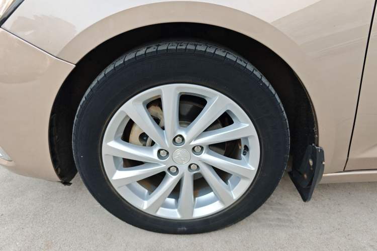 Used Buick Verano 2019 Sedan 15S Automatic Leading Model