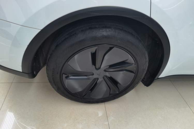 Used Tesla Model Y 2025 Rear-Wheel Drive First Edition