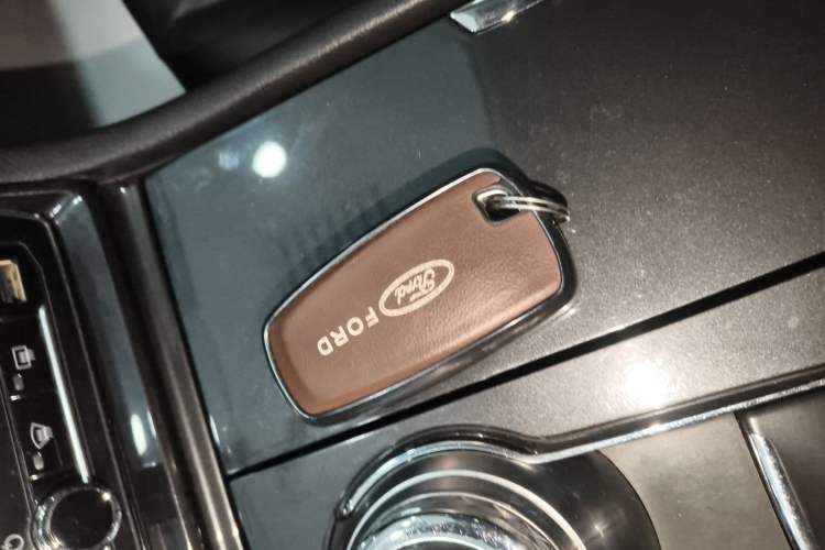 Used Ford Taurus 2019 EcoBoost 245 Premium Edition
