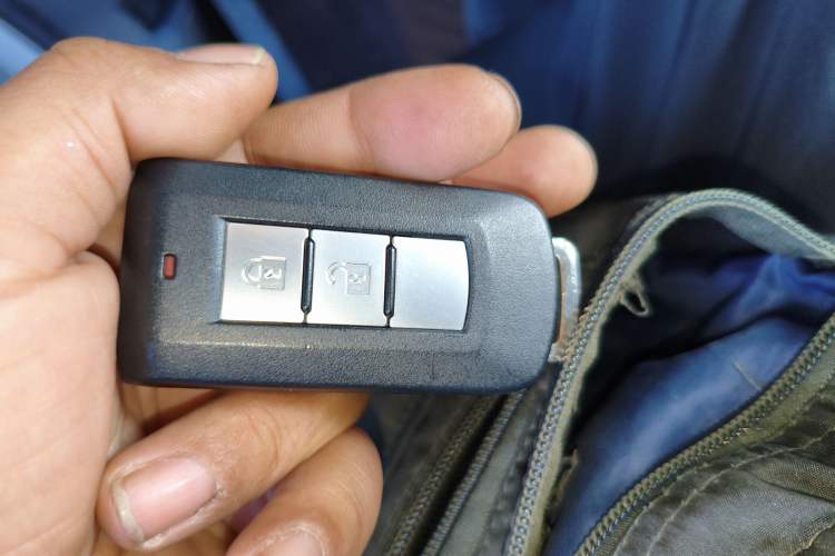 Used Mitsubishi Outlander 2019 2.0L Two-Wheel Drive Comfort Edition 5 Seats China V Standard
