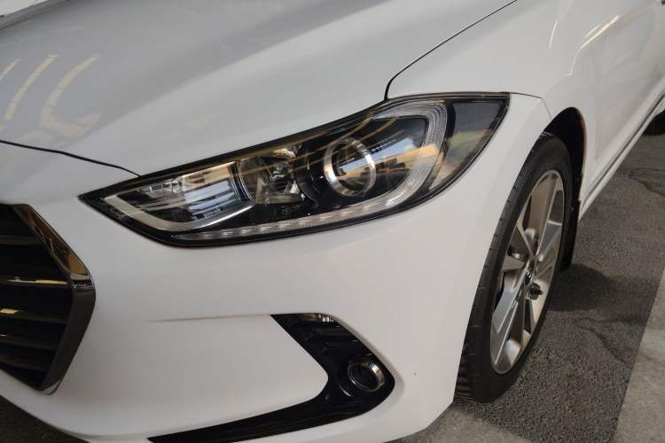 Used Hyundai Elantra 2016 1.6L Automatic ZhiXuan – Elite Version
