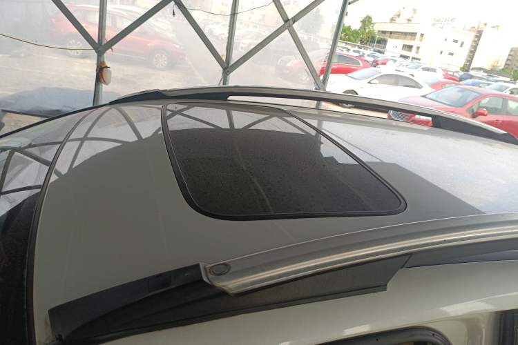 Used Honda CR-V 2016 2.0L two-wheel drive Urban Edition
