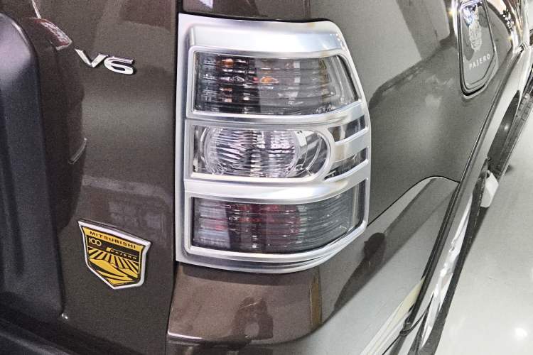 Used Mitsubishi Pajero 2018 3.0L Automatic Comfort Edition
