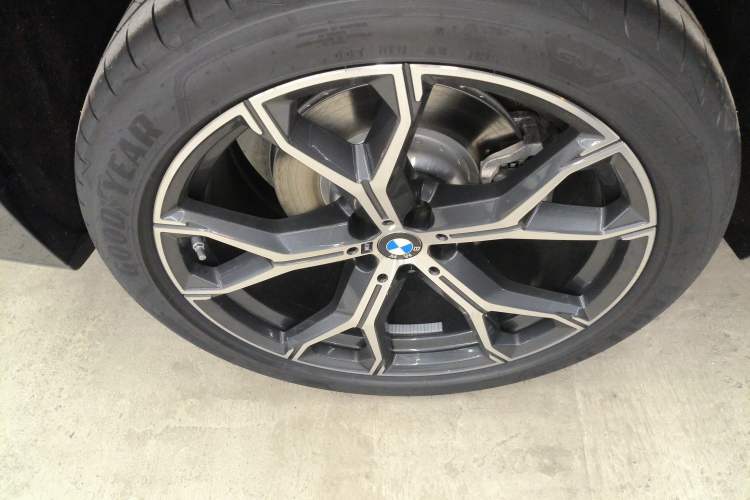 Used BMW X5 2023 xDrive 30Li Luxury M Sport Night Edition Package