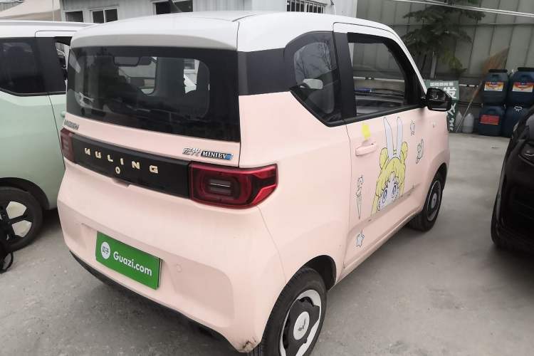 Used Wuling Hongguang MINIEV 2022 Macaron Premium Model – Lithium Iron Phosphate