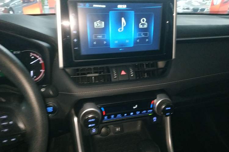 Used Toyota RAV4 2020 2.0L CVT 4x4 Trend Edition
