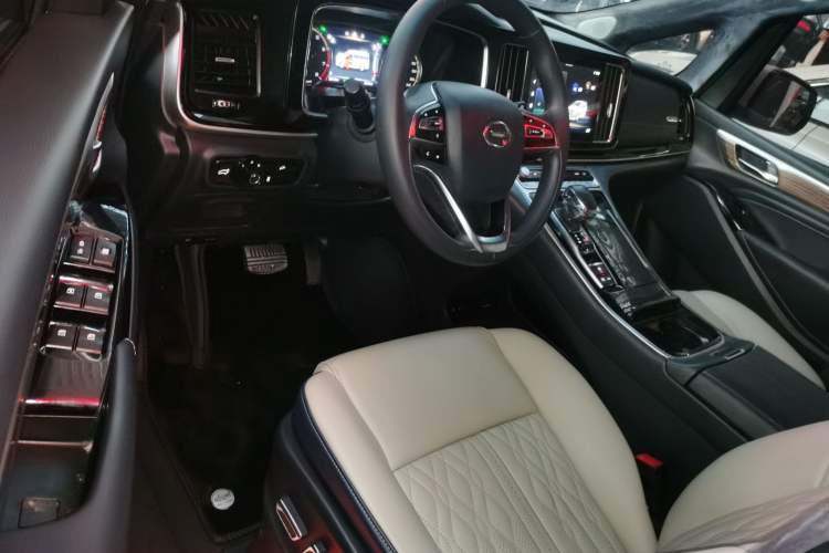 Used GAC Trumpchi M8 2021 Revised Version Lingxiu Series 390T Luxury Edition
