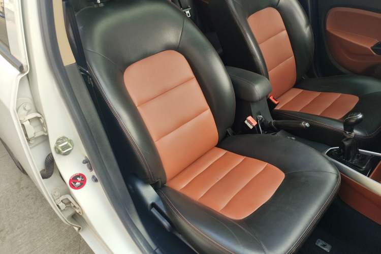 Used Geely Auto Diamond 2016 1.5L Manual Elite Edition
