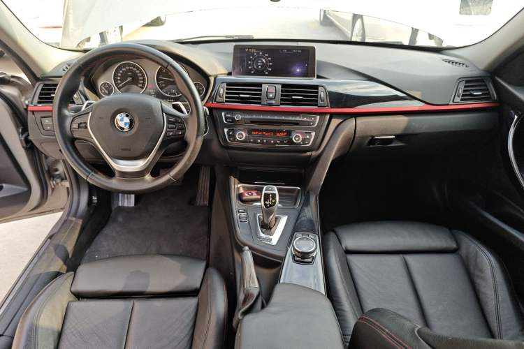 Used BMW 3 Series 2014 320i Sport Design Package