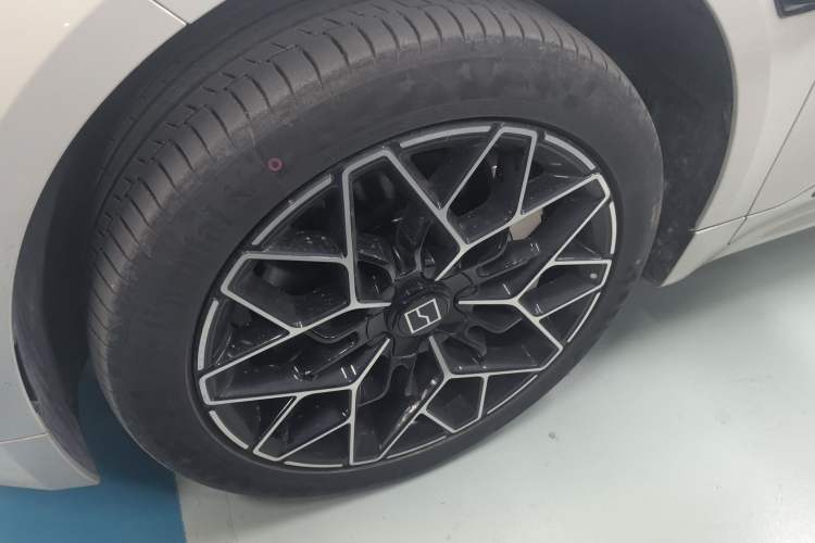 Used Zeekr 001 2025 YOU Edition 100 kWh All-Wheel Drive