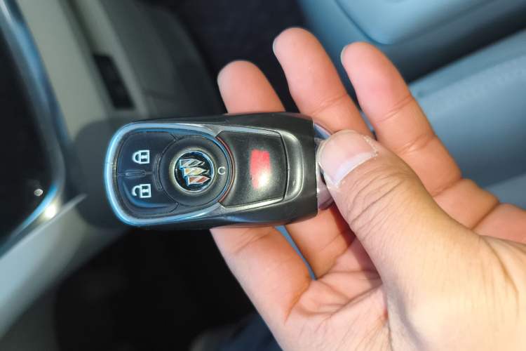 Used Buick GL8 2021 Land Cruiser Executive Class 652T Comfort Model