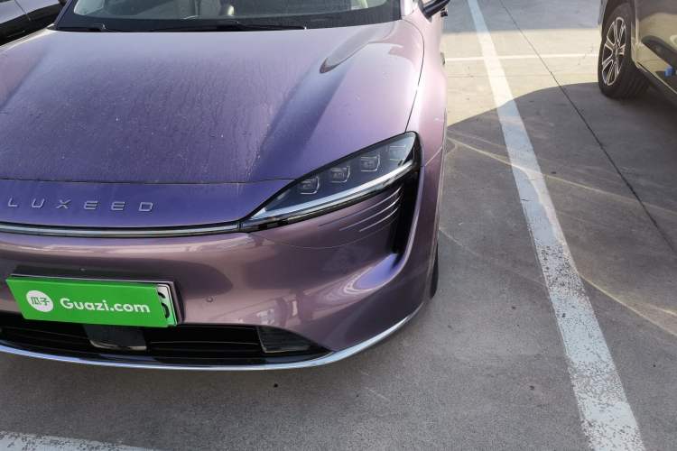 Used Hima Luxeed R7 2025 Range-Extended Version 251 km Max
