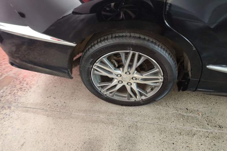 Used Honda Elysion 2019 2.0L Hybrid Supreme Edition
