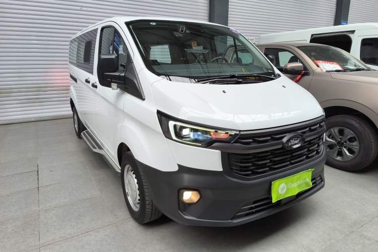Used Ford Transit 2023 2.0T Gasoline Automatic Multi-Purpose Commercial Vehicle Mid-Drive Low-Roof Design 5/6 Seats
