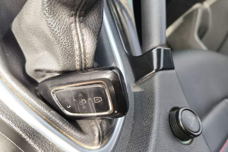 Used Dongfeng Aeolus AX7 2016 1.4T Manual Zhuyue Model