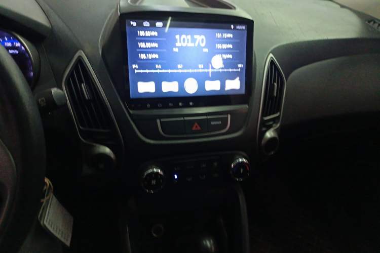 Used Hyundai ix35 2015 2.0L Automatic 2WD Comfort Edition China IV Standard
