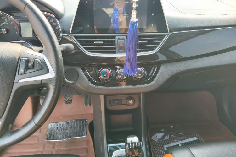 Used Baojun 310 2016 1.2L Manual Luxury Model
