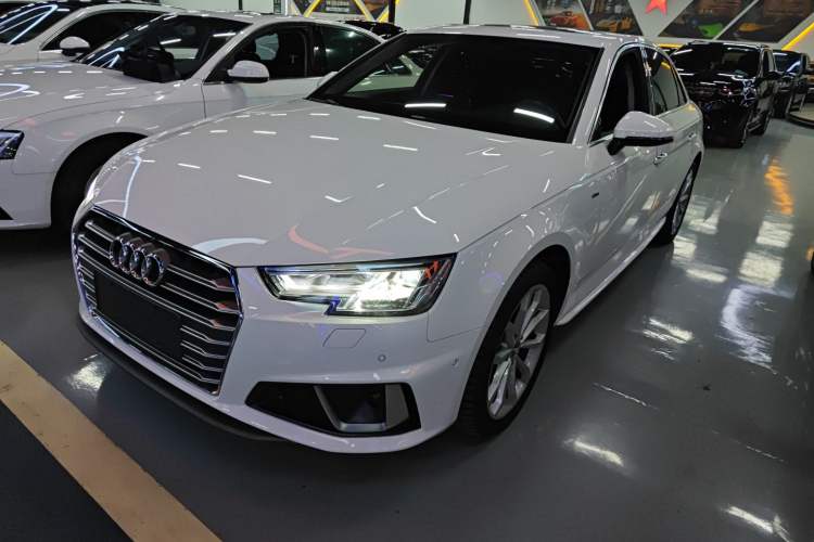Used Audi A4L 2019 40 TFSI Fashion Edition China VI Emission Standard

