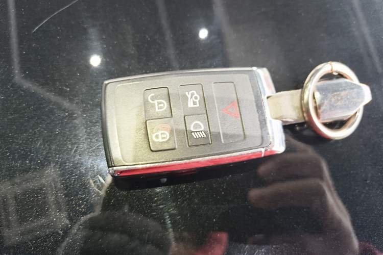 Used Jaguar XEL 2022 2.0T 250 PS R-DYNAMIC S Advanced Sport Edition
