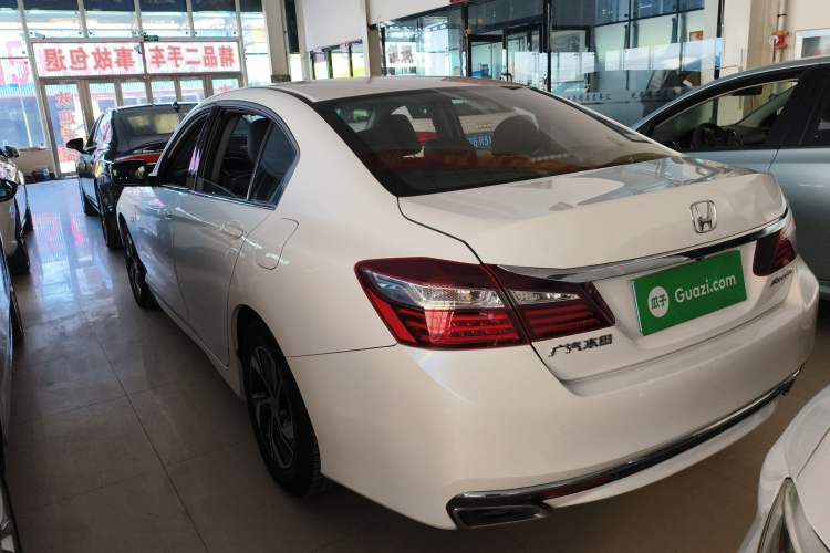 Used Honda Accord 2016 2.0L Comfort Edition

