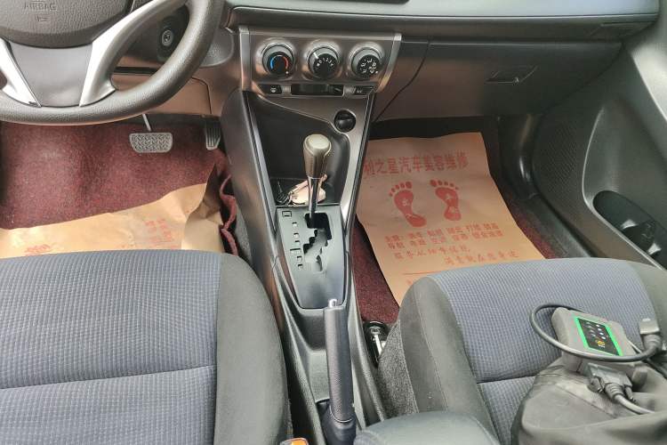 Used Toyota YARiS L 2015 1.5E Automatic Charm Edition