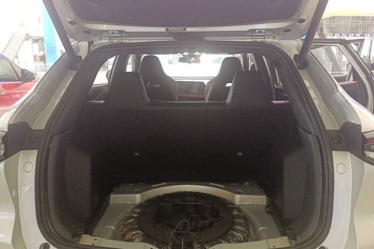 Used Changan X5 PLUS 2024 1.5T DCT ZhiZun Version
