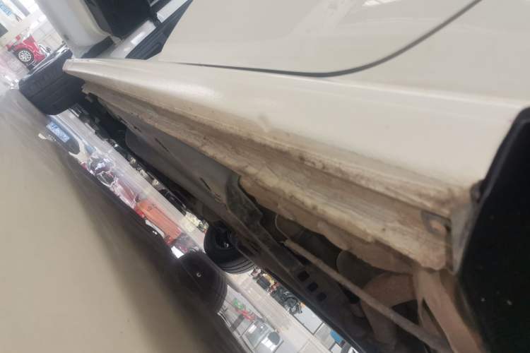 Used Volkswagen Polo 2014 1.4L Manual Fashion Edition
