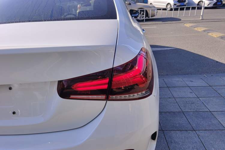 Used Mercedes-Benz A-Class 2022 Restyled A 200 L Sport Sedan Fashion Version
