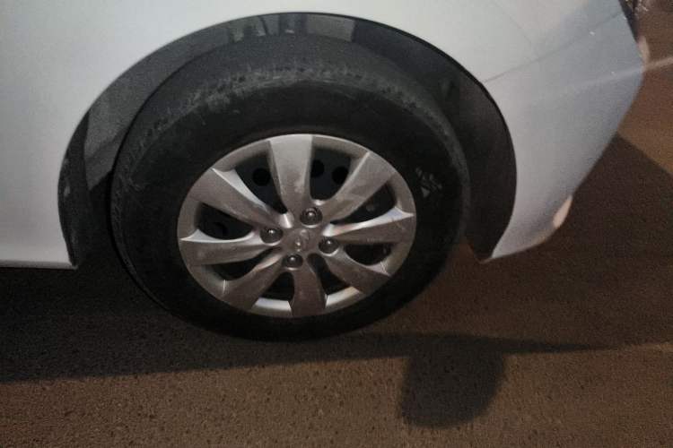 Used Hyundai Verna (older generation) 2020 1.4L Manual GL Refreshed Edition