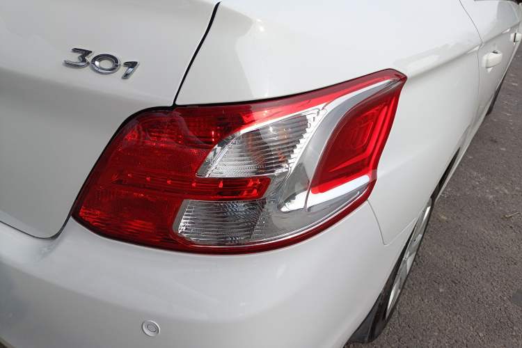 Used Peugeot 301 2014 1.6L Automatic Comfort Edition