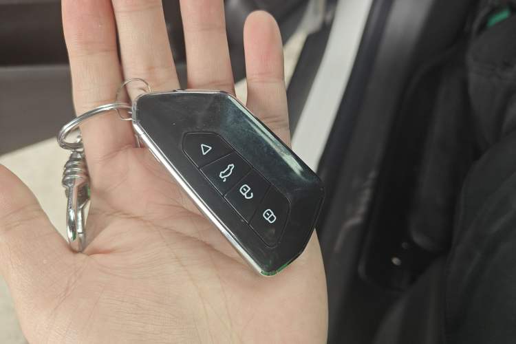 Used Buick Velite 6 2023 430km Range Commuter Version
