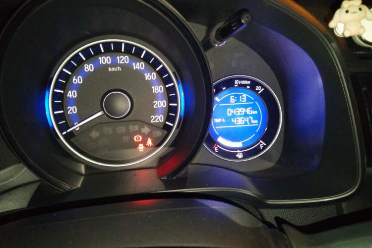 Used Honda Fit 2016 1.5L LXS CVT Comfort Sunroof Version