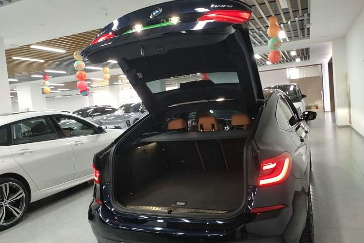 Used BMW 6 Series GT 2024 630i M Sport Luxury Package
