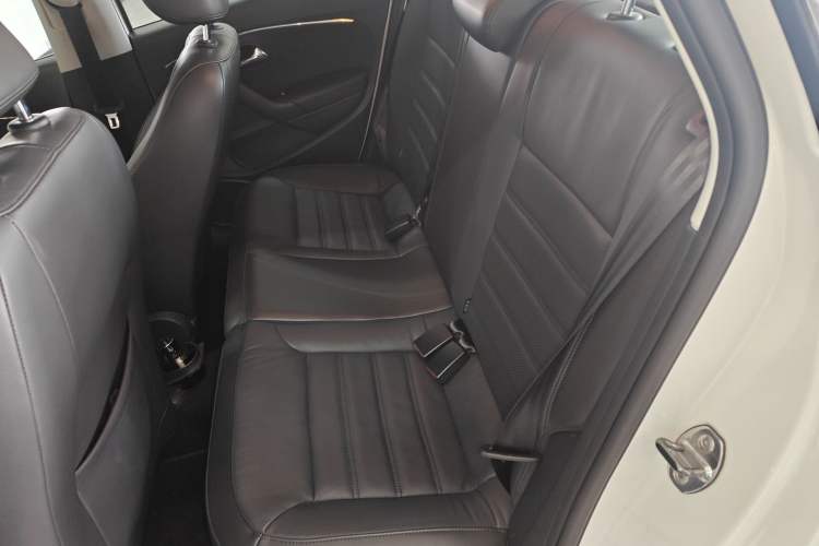 Used Volkswagen Polo 2016 1.6L Automatic Luxury Model
