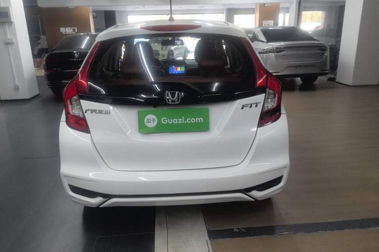 Used Honda Fit 2018 1.5L CVT Comfort Sunroof Version
