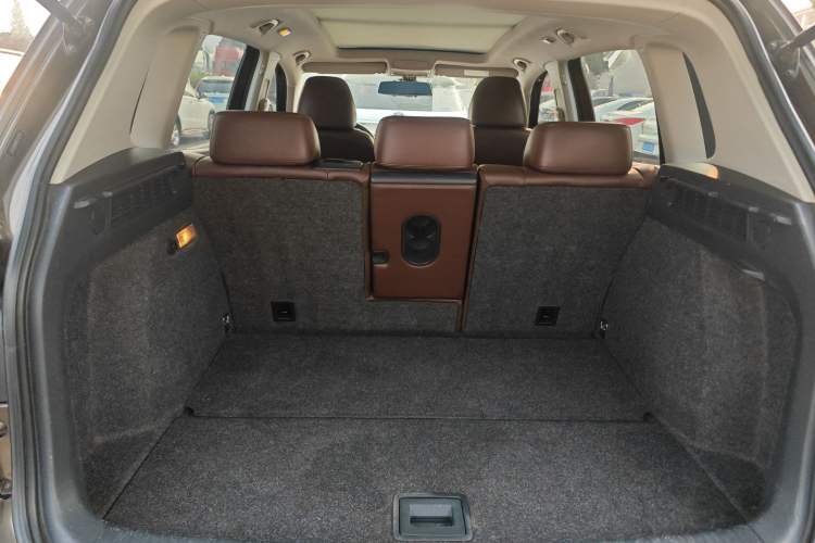 Used Volkswagen Tiguan 2015 1.8TSI Automatic Two-Wheel Drive Luxury Model