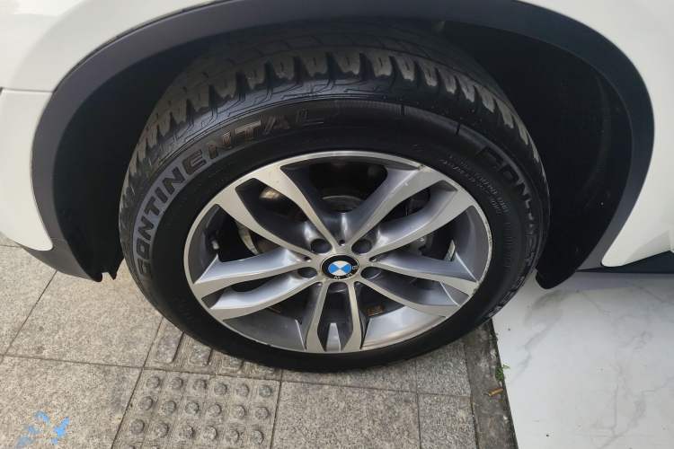 Used BMW X6 2014 xDrive35i Sport model
