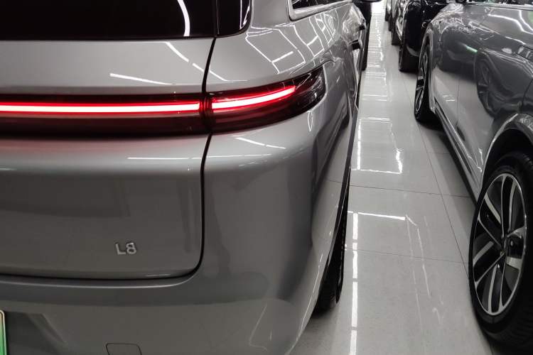 Used Li Auto L8 2024 PRO Model
