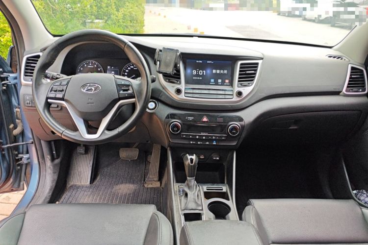 Used Hyundai Tucson 2015 1.6T Dual-Clutch Two-Wheel-Drive Smart Model
