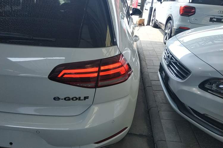 Used Volkswagen Golf Pure Electric 2020 Chari
