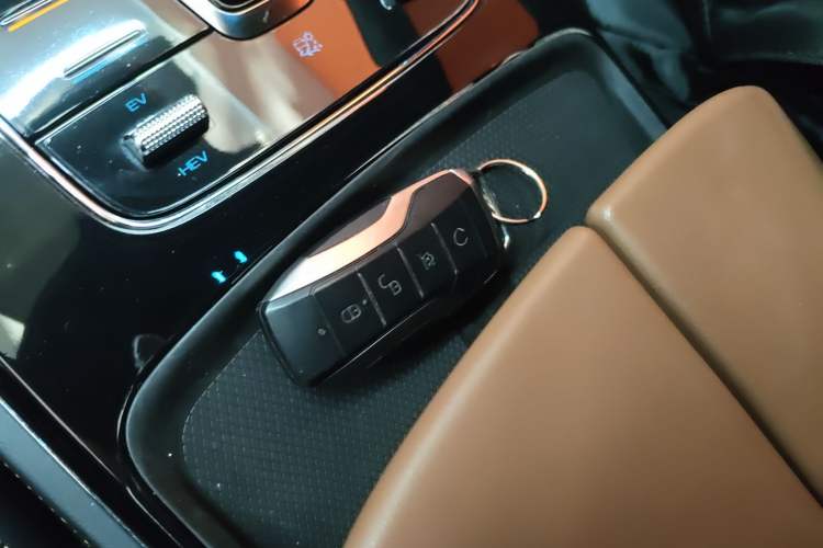 Used BYD Tang New Energy 2021 DM-i 112KM Prestige Model