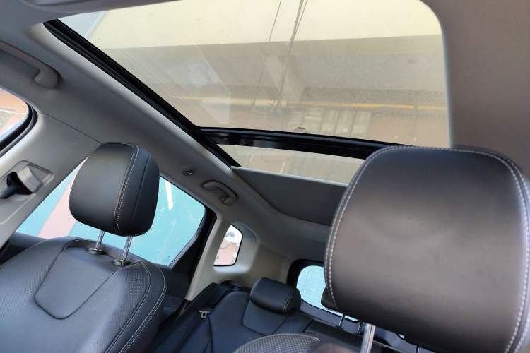 Used BYD Song Pro New Energy 2019 EV High-Power Long-Range Flagship Model
