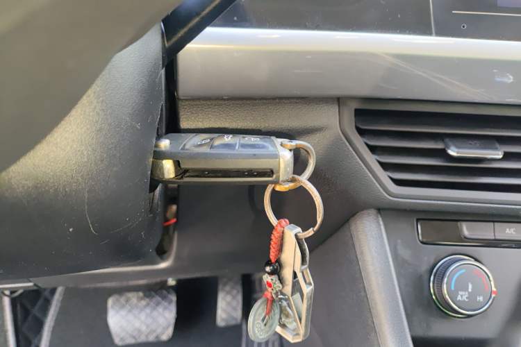 Used Volkswagen Bora 2021 1.5L Automatic Fashionable Smart Connectivity Version
