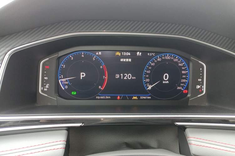 Used Volkswagen Tiguan L 2023 Facelift 380TSI Automatic All-Wheel Drive R-Line Flagship 7-Seater