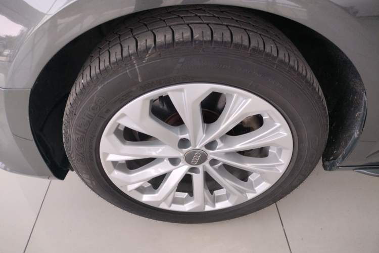 Used Audi A4L 2019 40 TFSI Ambition China VI