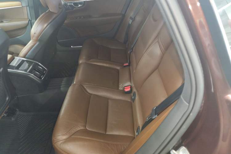 Used Volvo S90 2019 T5 Prestige Edition
