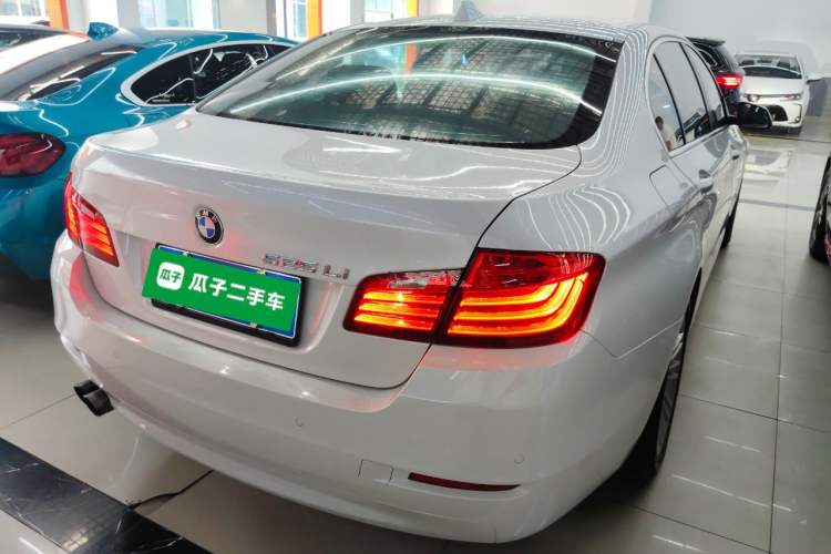 Used BMW 5 Series 2014 525Li Leading Model
