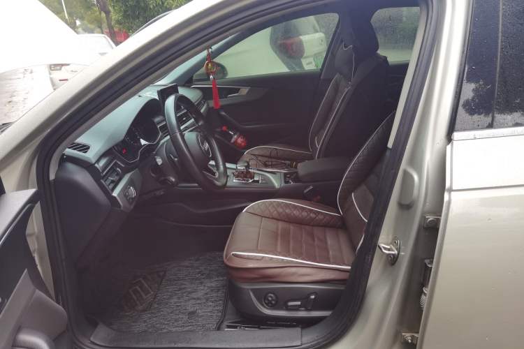 Used Audi A4L 2019 40 TFSI Ambition China VI